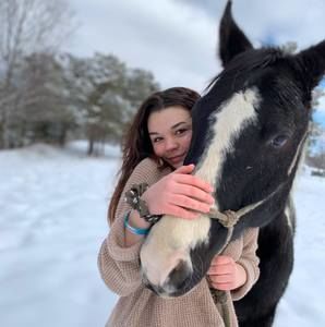 Meet your Posher, Adrianna